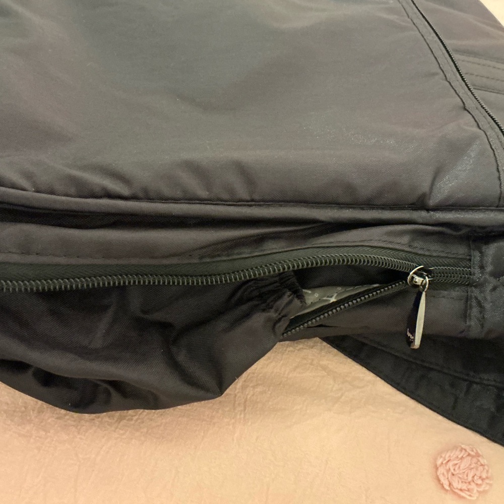 Lug Black Crossbody Bag with Turn Lock - Picture 4 of 4